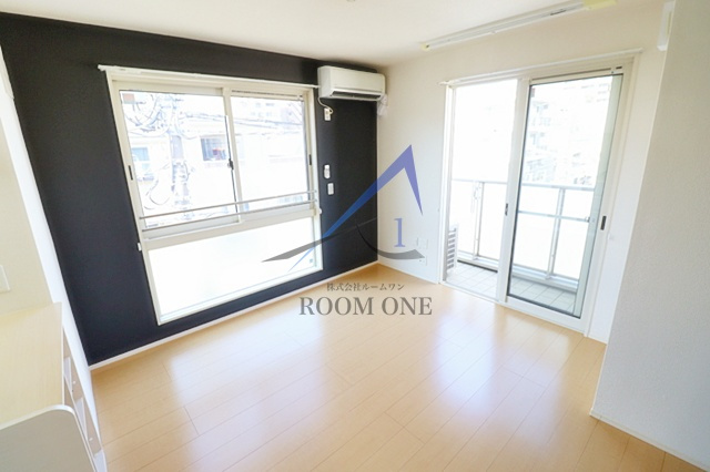 Apartment　Cielの居間・リビング|洋室のお部屋です。