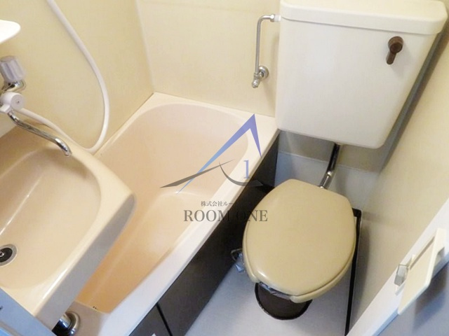 ストークハウス三軒茶屋の浴室|お風呂です。