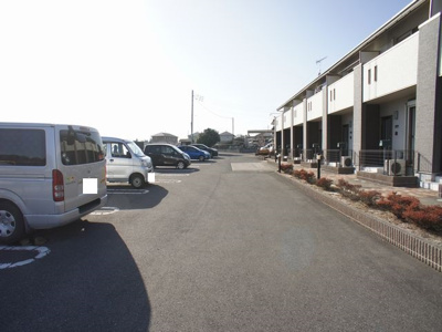 【駐車場】 | チェリーブロッサム | 駐車場2台可能です♪