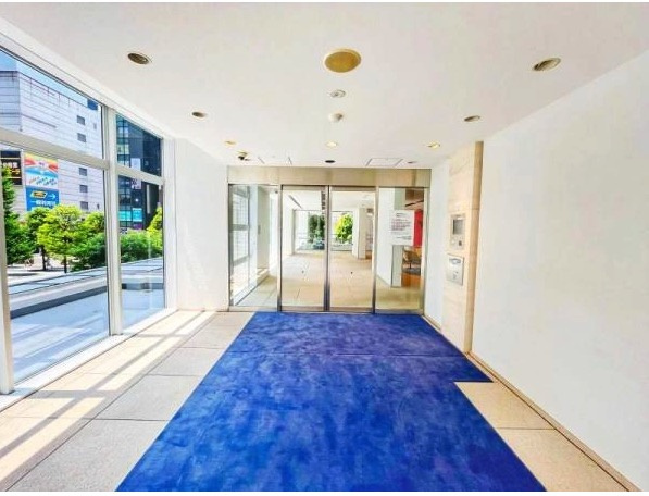 【エントランス】 | ★仲介手数料半額★東京タイムズタワー（秋葉原周辺では大規模再開発プロジェクトが進行中）