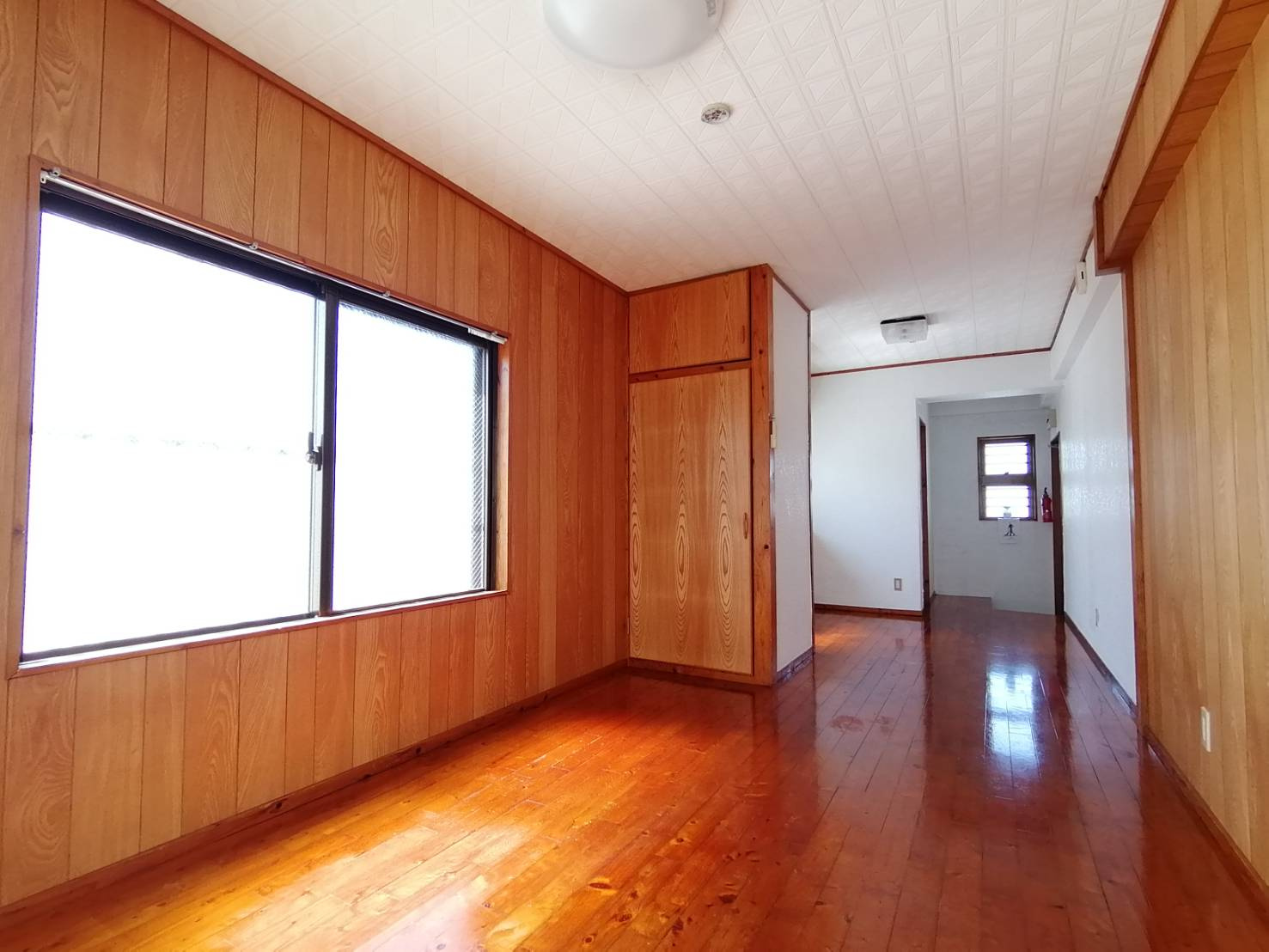 ベルシェ里の内装