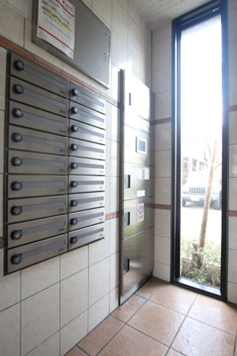 集合ポストの様子です♪