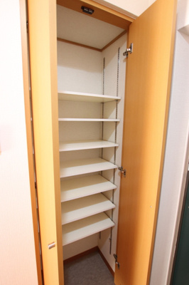 【別室参考写真】◆収納豊富な下駄箱◆