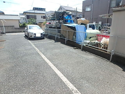 【空要確認】敷地内駐車場
