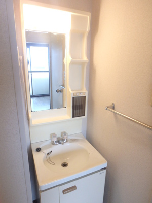 【別室参考写真】便利な独立洗面台です♪