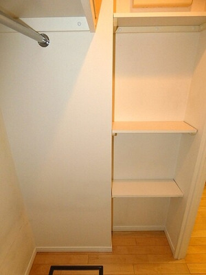 【収納】 | ライオンズステーションプラザ溝の口セントラルアベニュー | 内装前ウォークインクロゼット