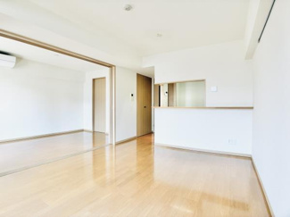 【居間・リビング】 | エーデルブルク