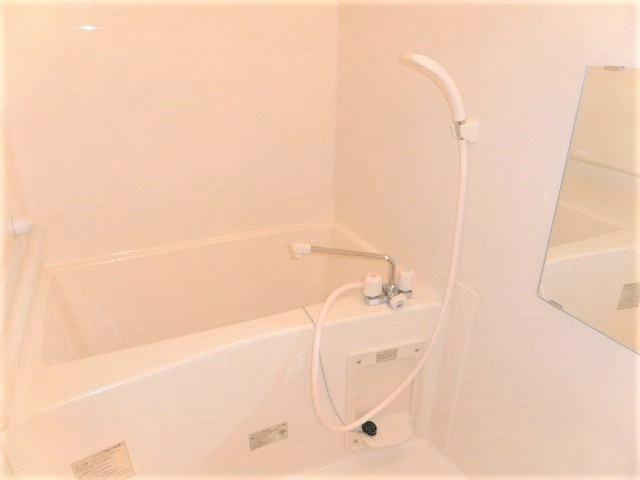 ラ・フィーユ六町の浴室