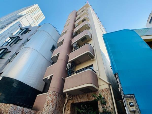 ハウスチェリー上馬の外観