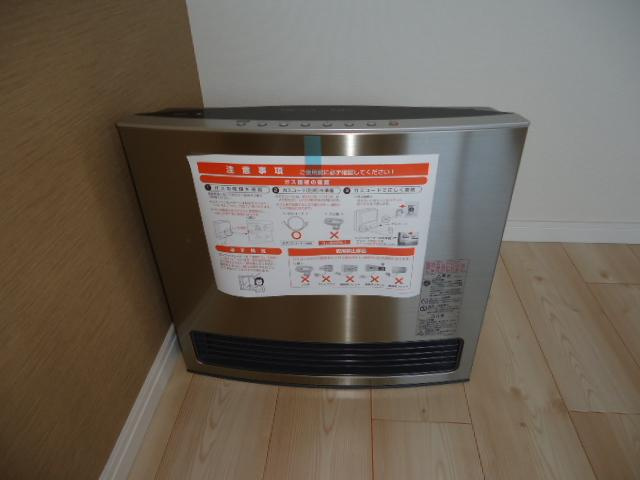 コーラルヴィラ出島Ｂの設備|空気清浄機付きガスファンヒーター