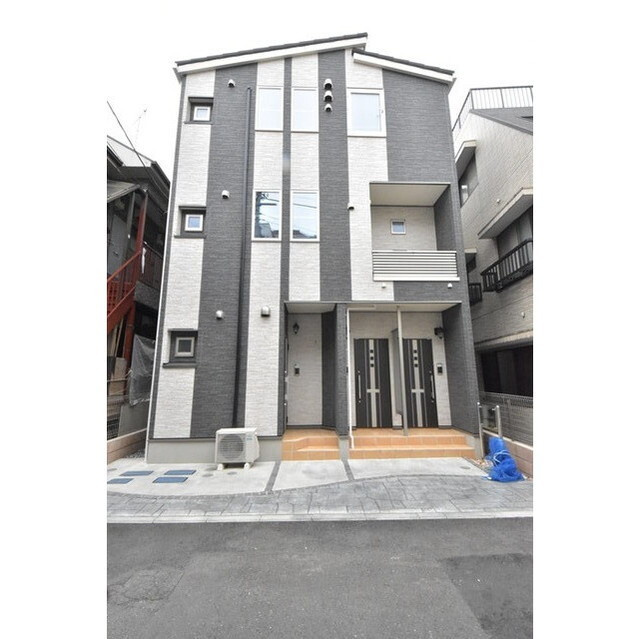 ミーテ本町の外観