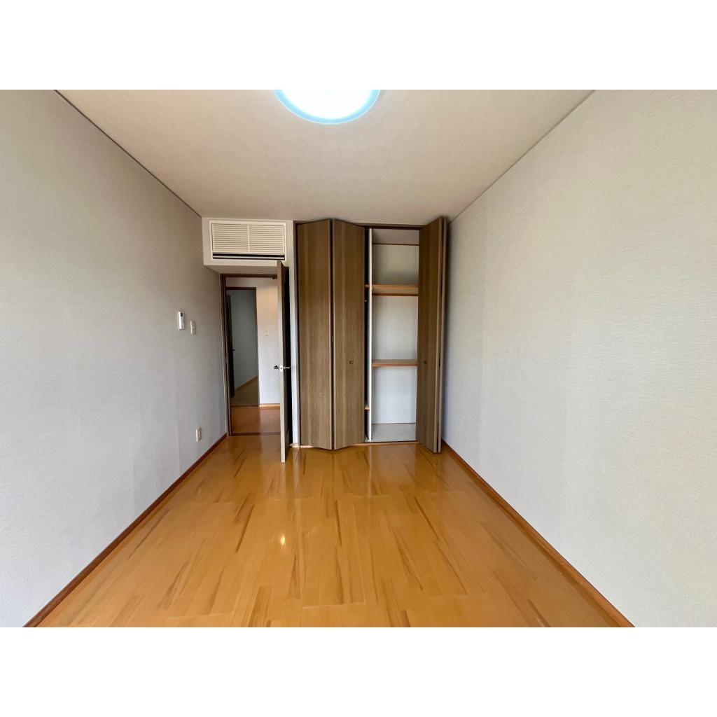 ヒルズ春山の内装