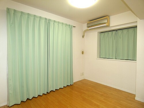 ライオンズステーションプラザ溝の口セントラルアベニューのその他|内装前６．４畳洋室※エアコンは撤去いたします