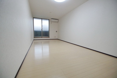 ☆白をベースにした明るい居室☆