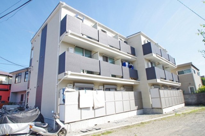 お部屋探しはタウンハウジング本厚木店まで