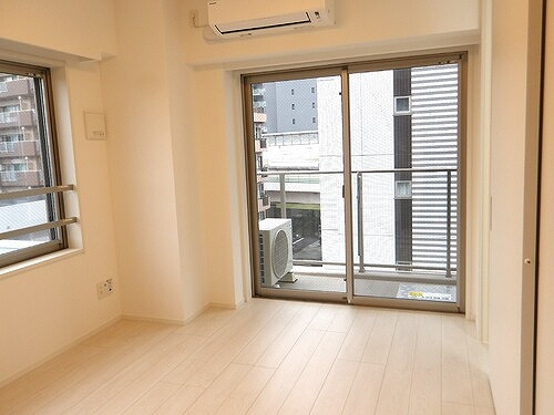 プレセダン板橋本町の居間・リビング|LDK※同タイプ別部屋2025年11月新築未入居時撮影