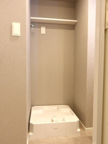 プレセダン板橋本町のその他|室内洗濯機置き場※同タイプ別部2025.11新築未入居時撮影