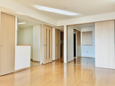 【居間・リビング】 | エーデルブルク