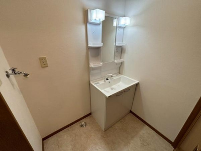 【独立洗面台】 | 草加市花栗1丁目・戸建 | ●洗面所●