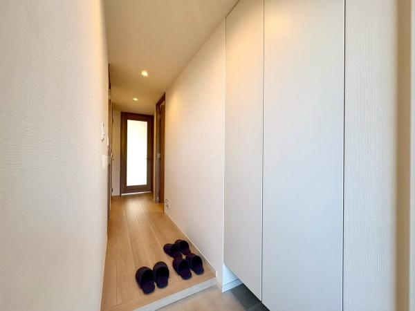 グランシティ湘南海岸マリーナジュスクエアの玄関