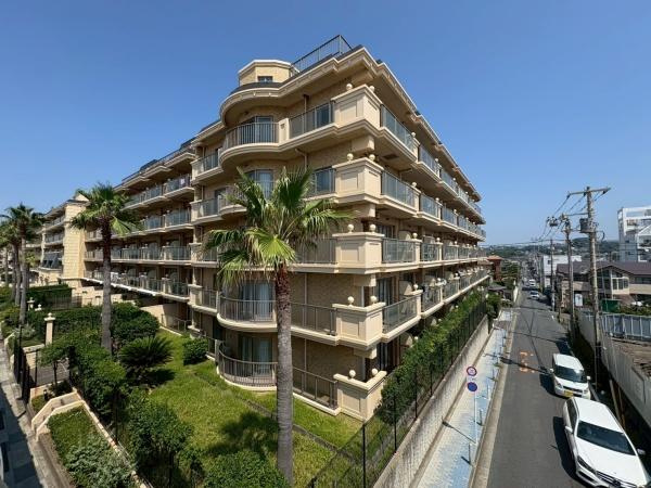 グランシティ湘南海岸マリーナジュスクエア