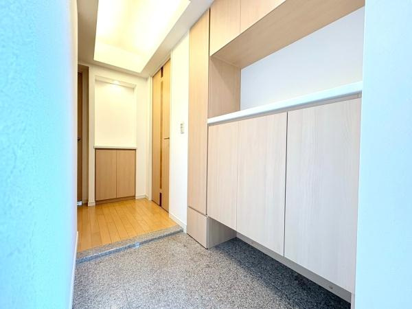 コスモ瀬谷パークサイドステージの玄関