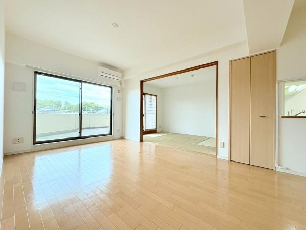 コスモ瀬谷パークサイドステージの居間・リビング