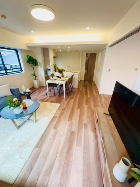 コスモ星川パークステージの居間・リビング