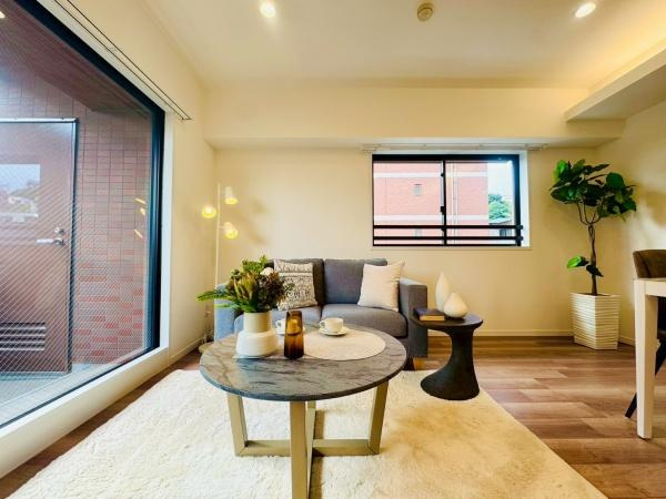 コスモ星川パークステージの居間・リビング