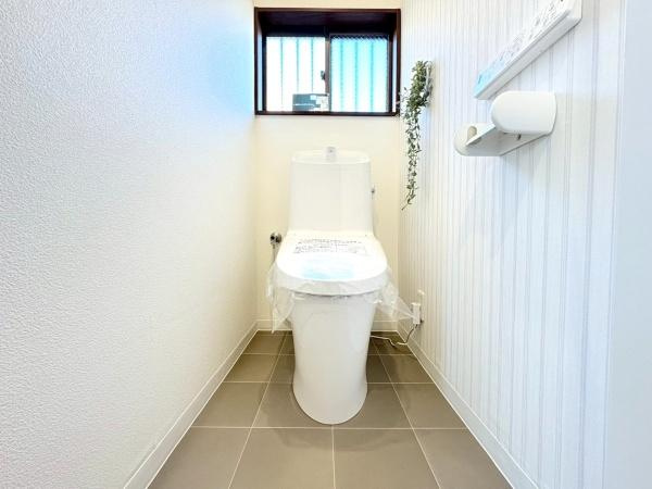 横浜市旭区上白根町の中古一戸建のトイレ