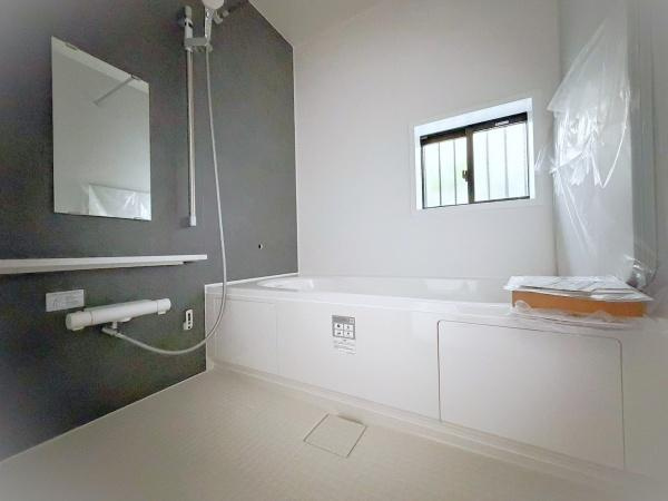 横浜市栄区長倉町の新築一戸建の浴室