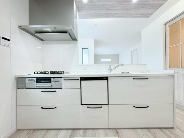 横須賀市鴨居３丁目の新築一戸建のキッチン