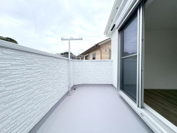 横須賀市鴨居３丁目の新築一戸建のバルコニー