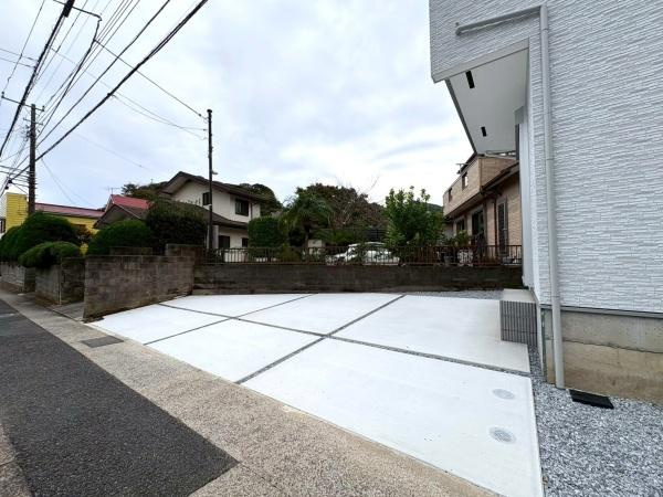 横須賀市鴨居３丁目の新築一戸建の駐車場