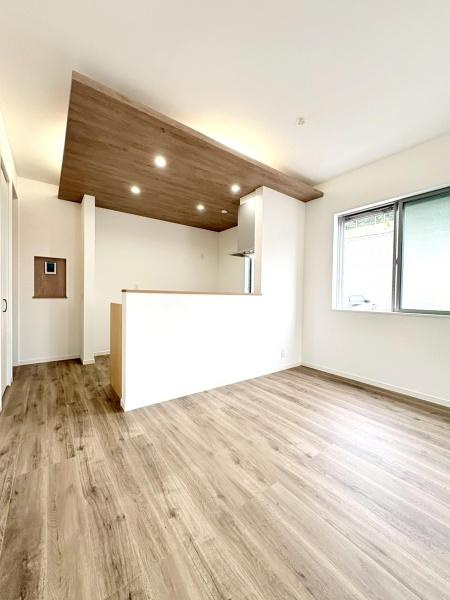 横須賀市鴨居３丁目の新築一戸建の居間・リビング