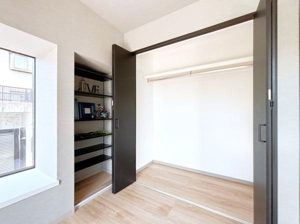 横浜市都筑区東山田町の中古一戸建の収納