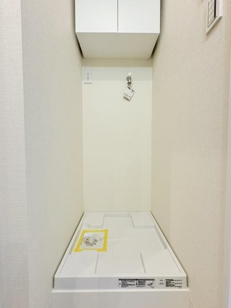 セザール綱島の独立洗面台|洗濯機置き場