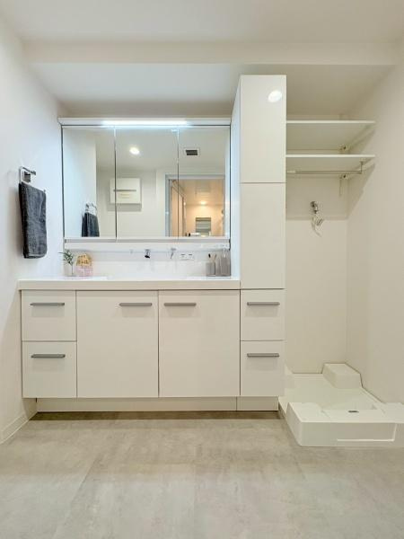 コスモ横浜和田町ヒルズの独立洗面台