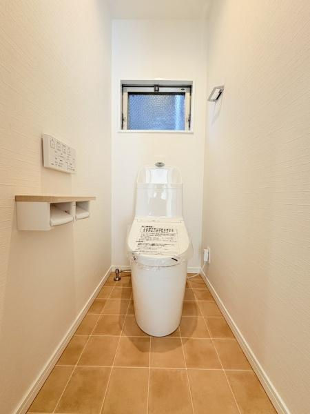 日生鳥見ヶ丘マンションのトイレ|（2025年11月18日撮影）多機能トイレ