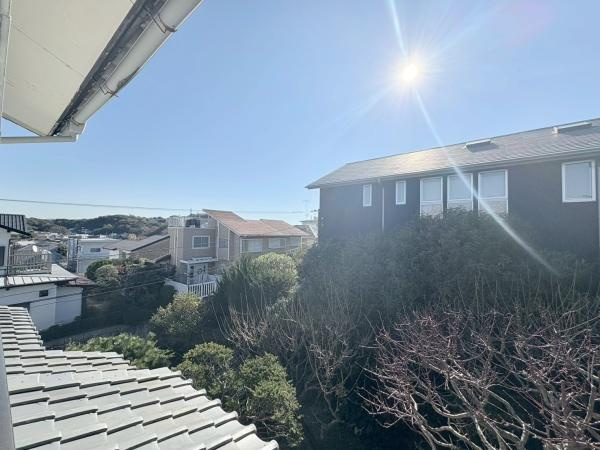 逗子市小坪６丁目の中古一戸建のその他|心地よい日差しと爽やかな風を感じる眺望です。
