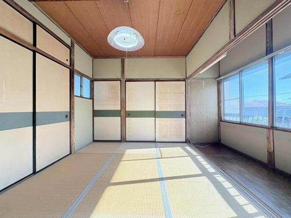 逗子市小坪６丁目の中古一戸建の洋室|洋室８帖
