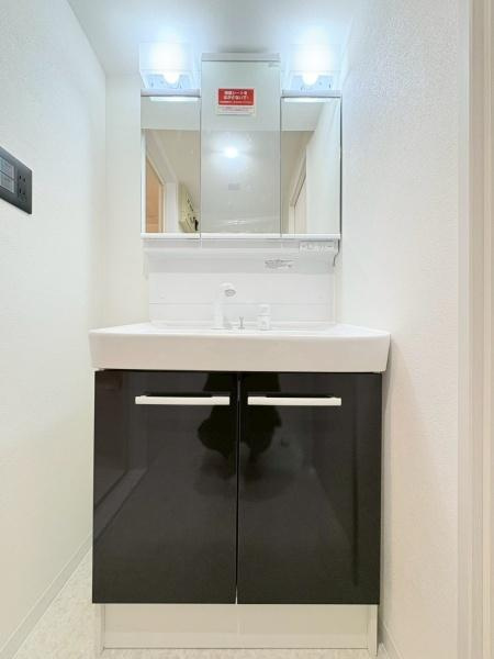 戸塚ヒルズの独立洗面台|洗面室です。