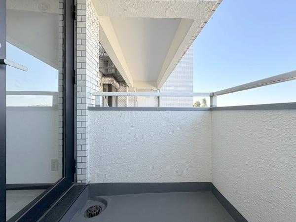 ガーデンハイツ鎌倉玉縄のバルコニー|洋室のバルコニーです。