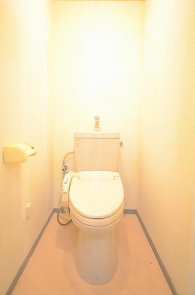 ハイライフ横浜のトイレ|スマートデザインのレストルーム