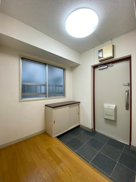 ハイライフ横浜の玄関|シンプルかつ使いやすい玄関