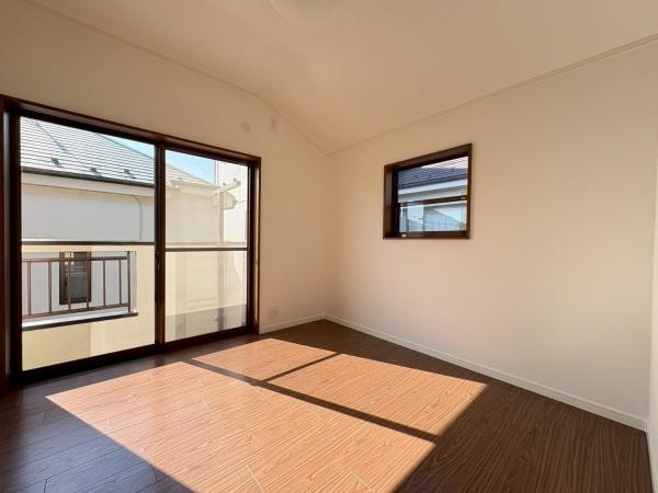 横浜市戸塚区南舞岡３丁目の中古一戸建の洋室