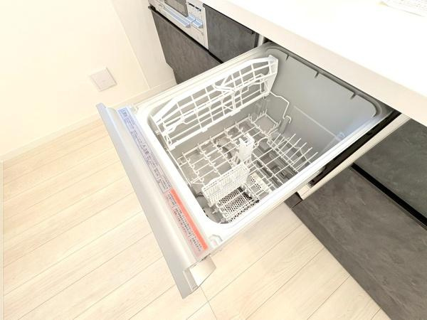 横須賀市武２丁目の中古一戸建のキッチン