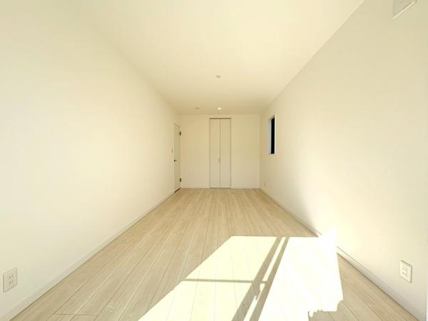 横須賀市武２丁目の中古一戸建の寝室