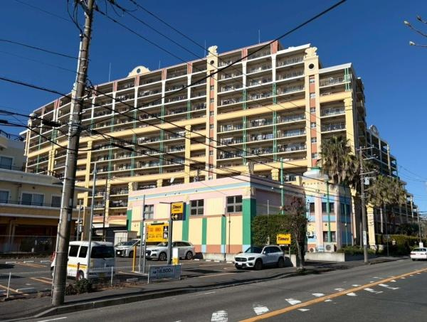 ココタウンヒルトップマリーナの外観|スタイリッシュな外観です！