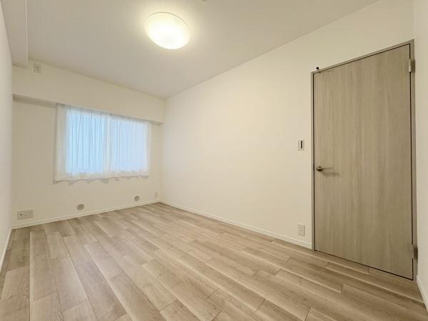 ココタウンヒルトップマリーナの洋室|明るい居室です。